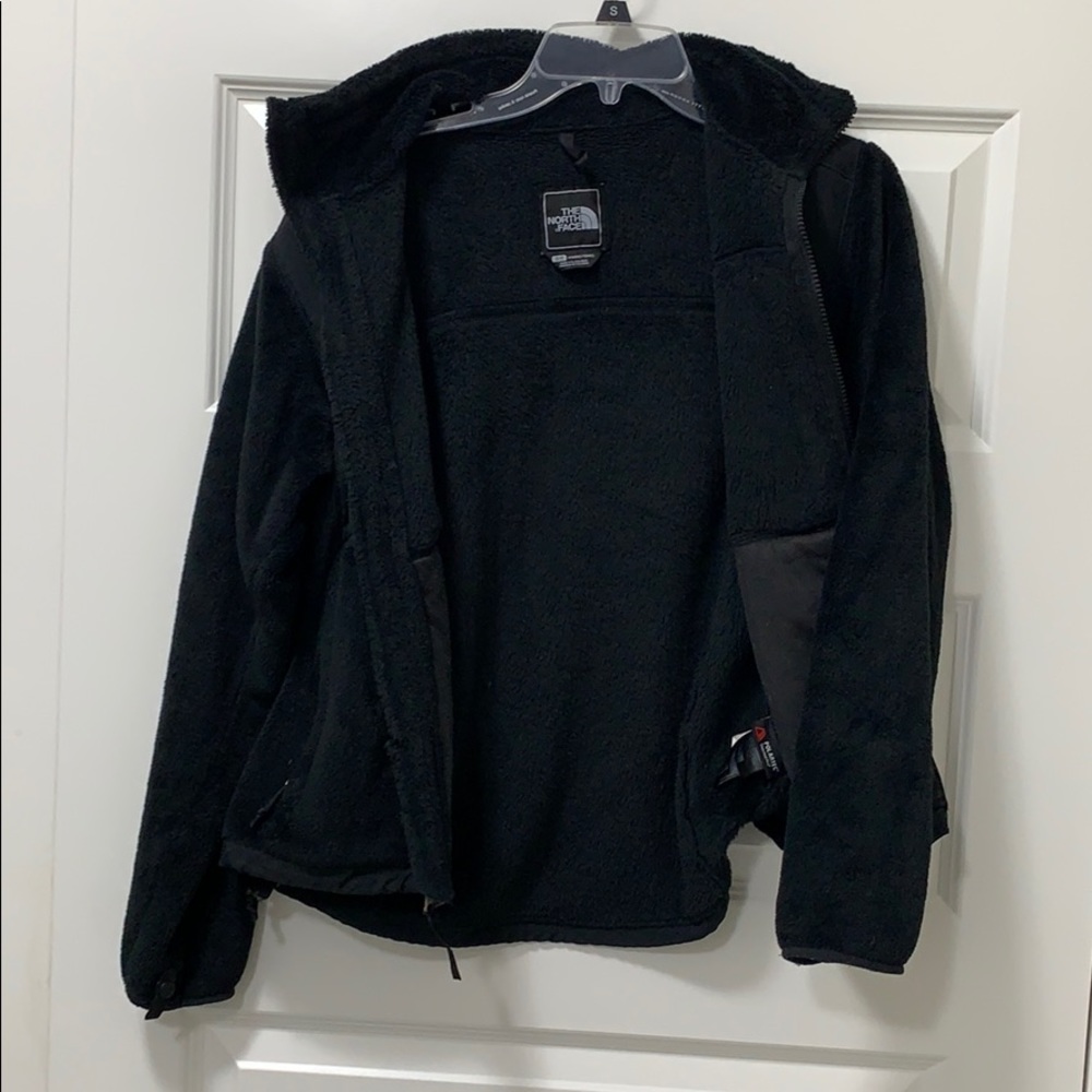 Women’s North Face Denali Jacket - Picture 4 of 7
